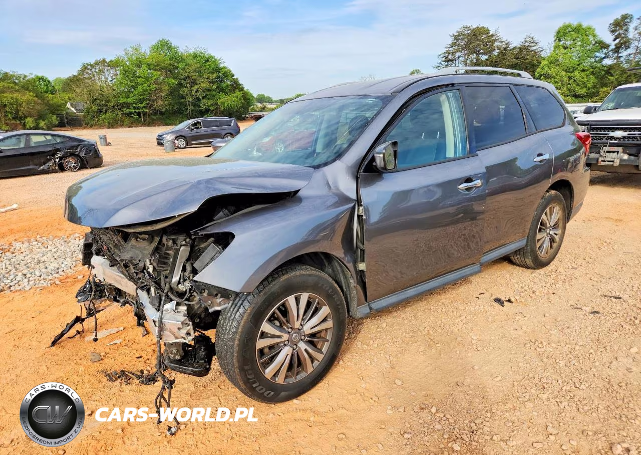 2020 Nissan Pathfinder Sv