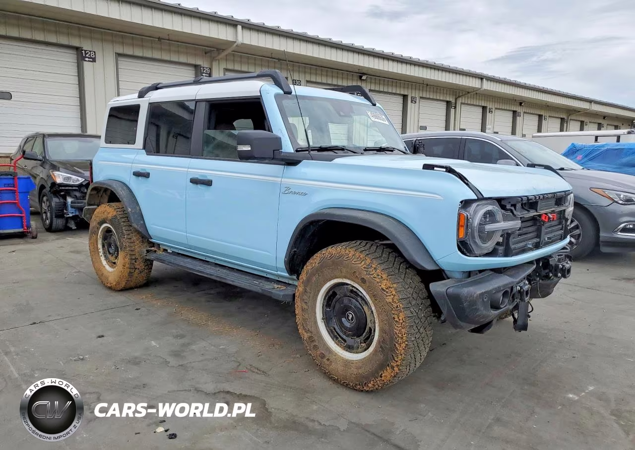 2023 Ford Bronco Heritage Limited VIN:1FMEE4GP5PLA70406 - 4