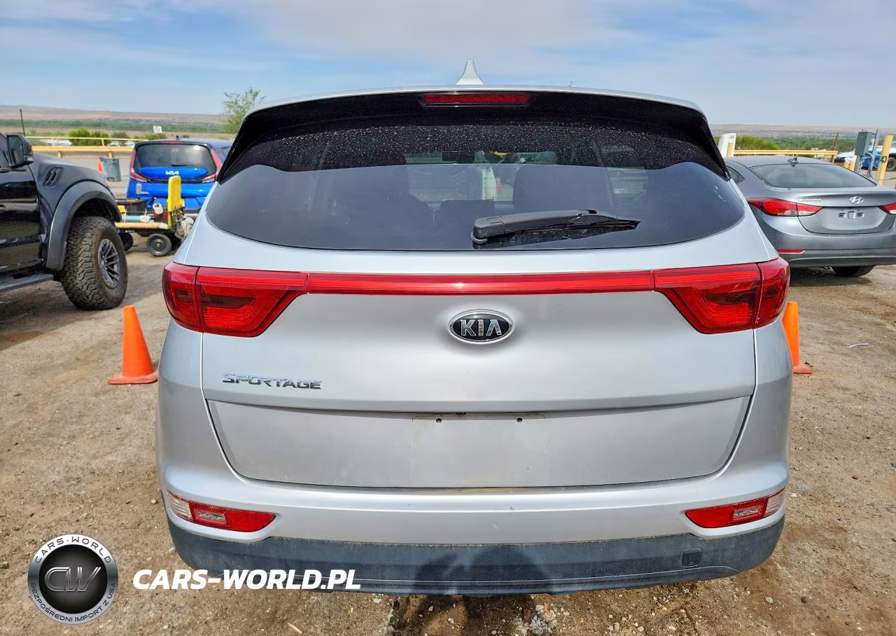 2018 Kia Sportage Lx VIN:KNDPMCAC2J7332124 - 6