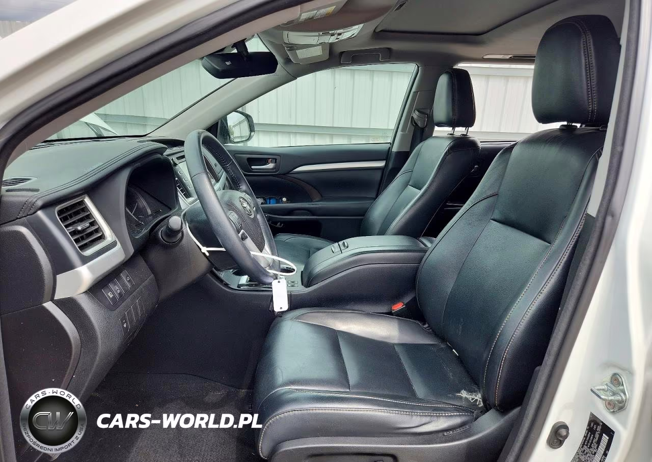 2018 Toyota Highlander Xle VIN:5TDJZRFHXJS816028 - 7