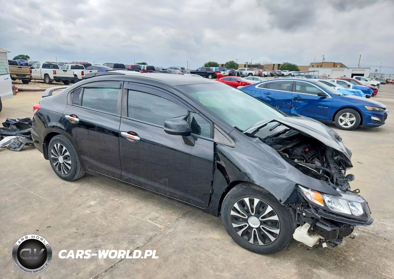 2013 Honda Civic Lx VIN:2HGFB2F58DH572925 - 4