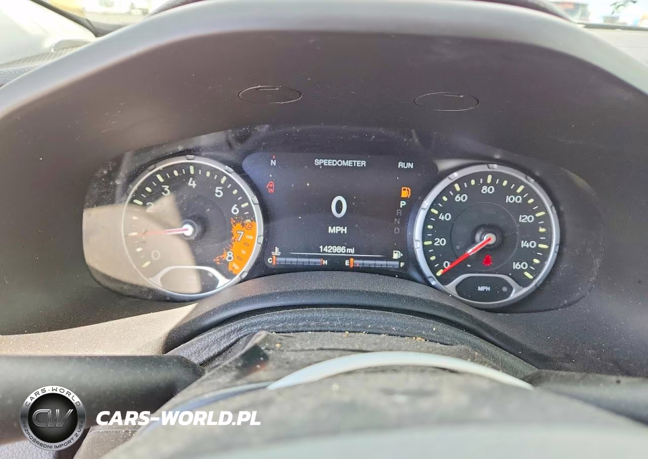 2017 Jeep Renegade Limited VIN:ZACCJBDB1HPF21395 - 9