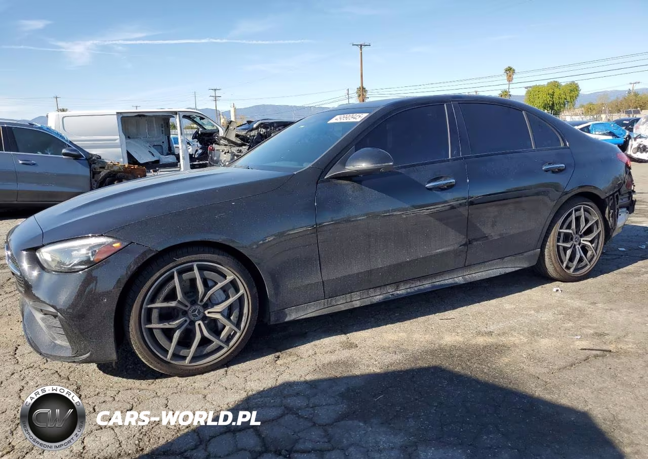 2023 Mercedes-Benz C 300 – zdjęcie 1 z 13