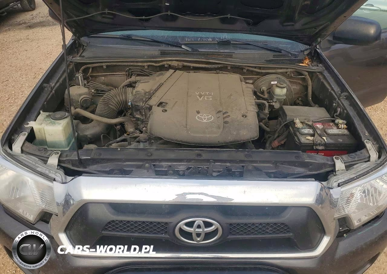 2012 Toyota Tacoma Prerunner V6 VIN:5TFJU4GN0CX027602 - 11