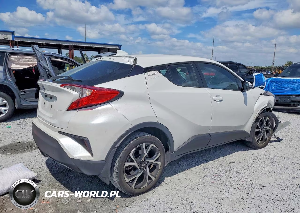 2022 Toyota C-Hr Xle VIN:NMTKHMBX1NR147126 - 3