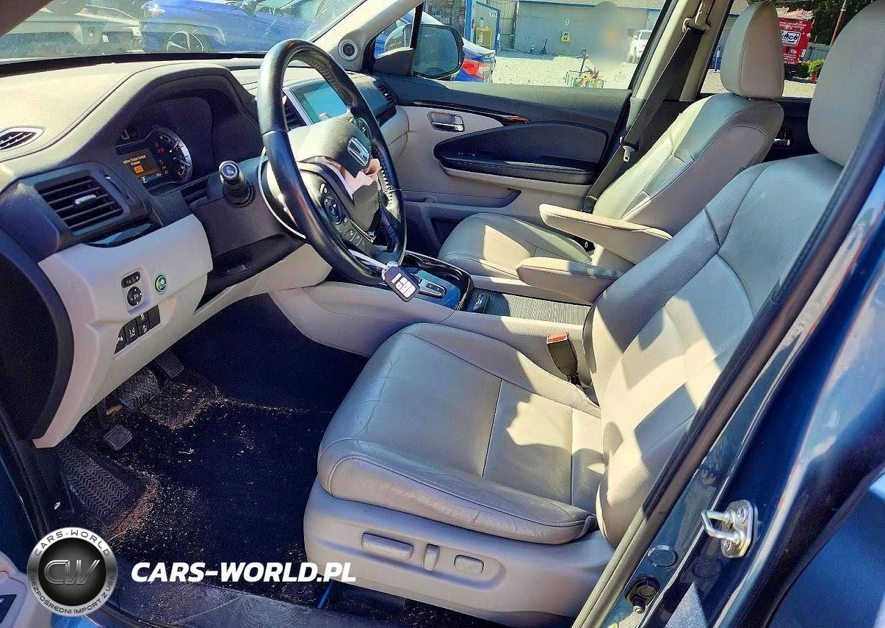 2016 Honda Pilot Touring VIN:5FNYF5H93GB036018 - 7