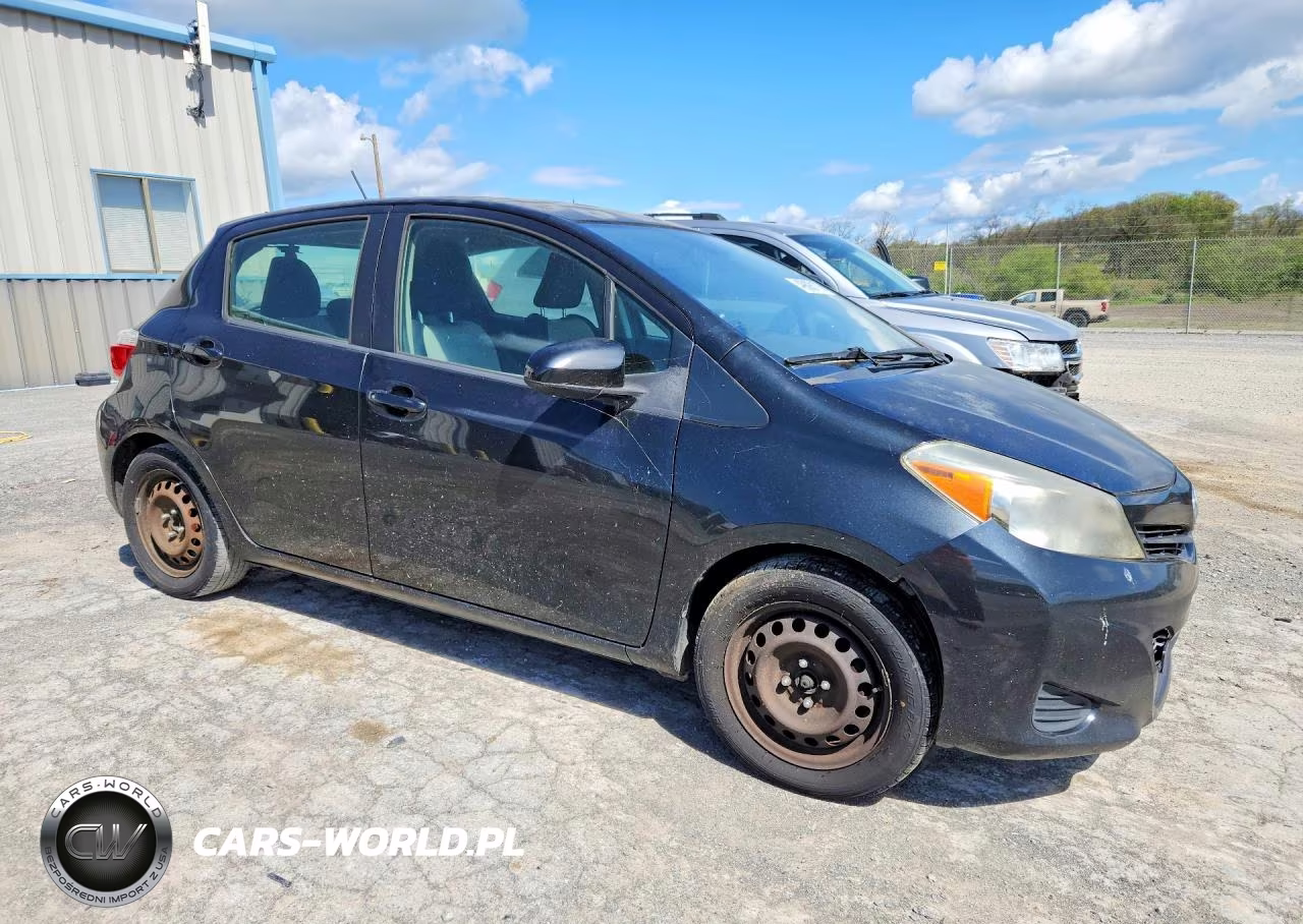 2012 Toyota Yaris 5-Door L VIN:JTDKTUD34CD501370 - 4