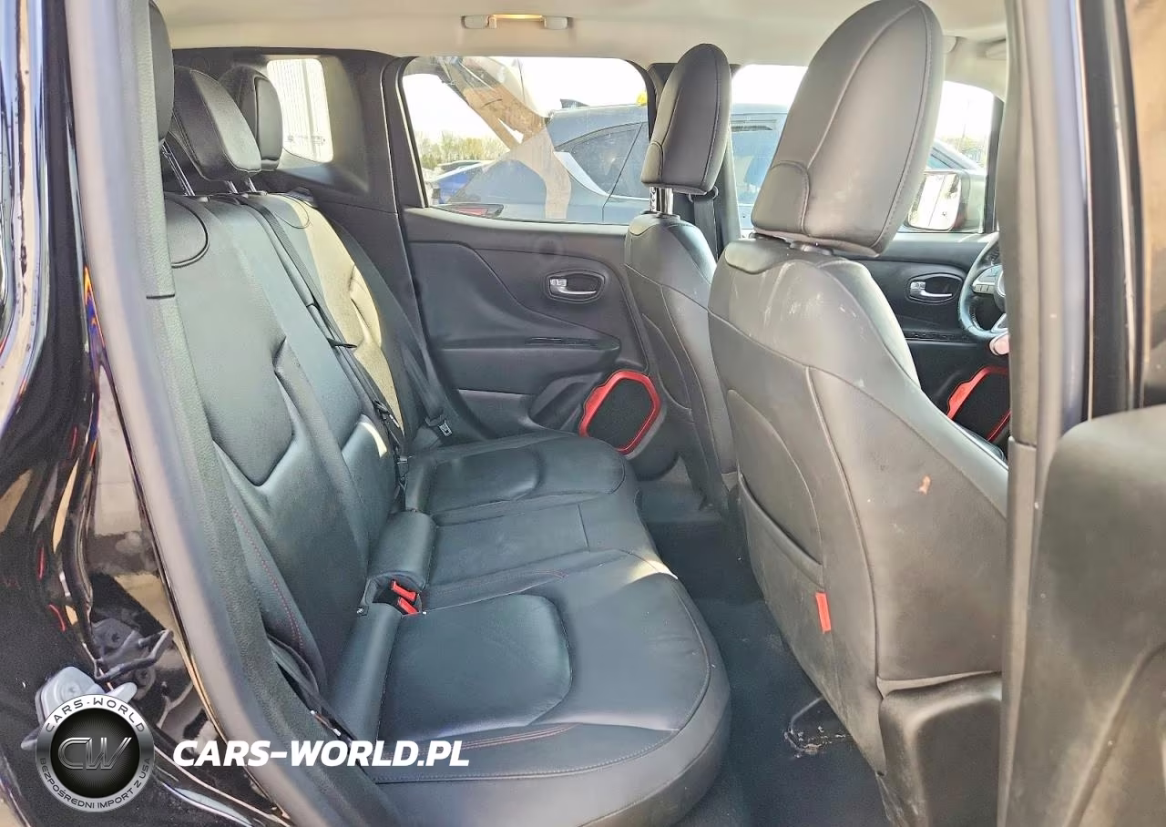 2016 Jeep Renegade Trailhawk VIN:ZACCJBCTXGPE35219 - 10