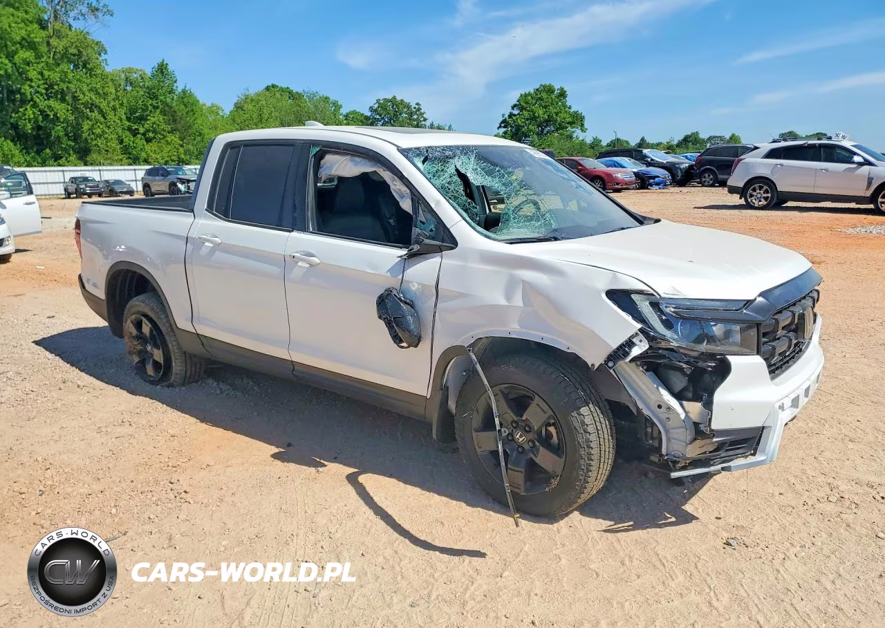 2025 Honda Ridgeline Black Edition VIN:5FPYK3F84SB040931 - 4