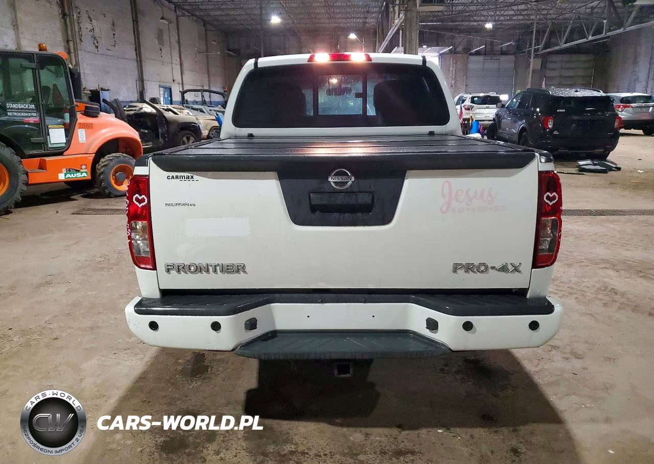 2018 Nissan Frontier Pro-4X VIN:1N6AD0EV0JN768933 - 6
