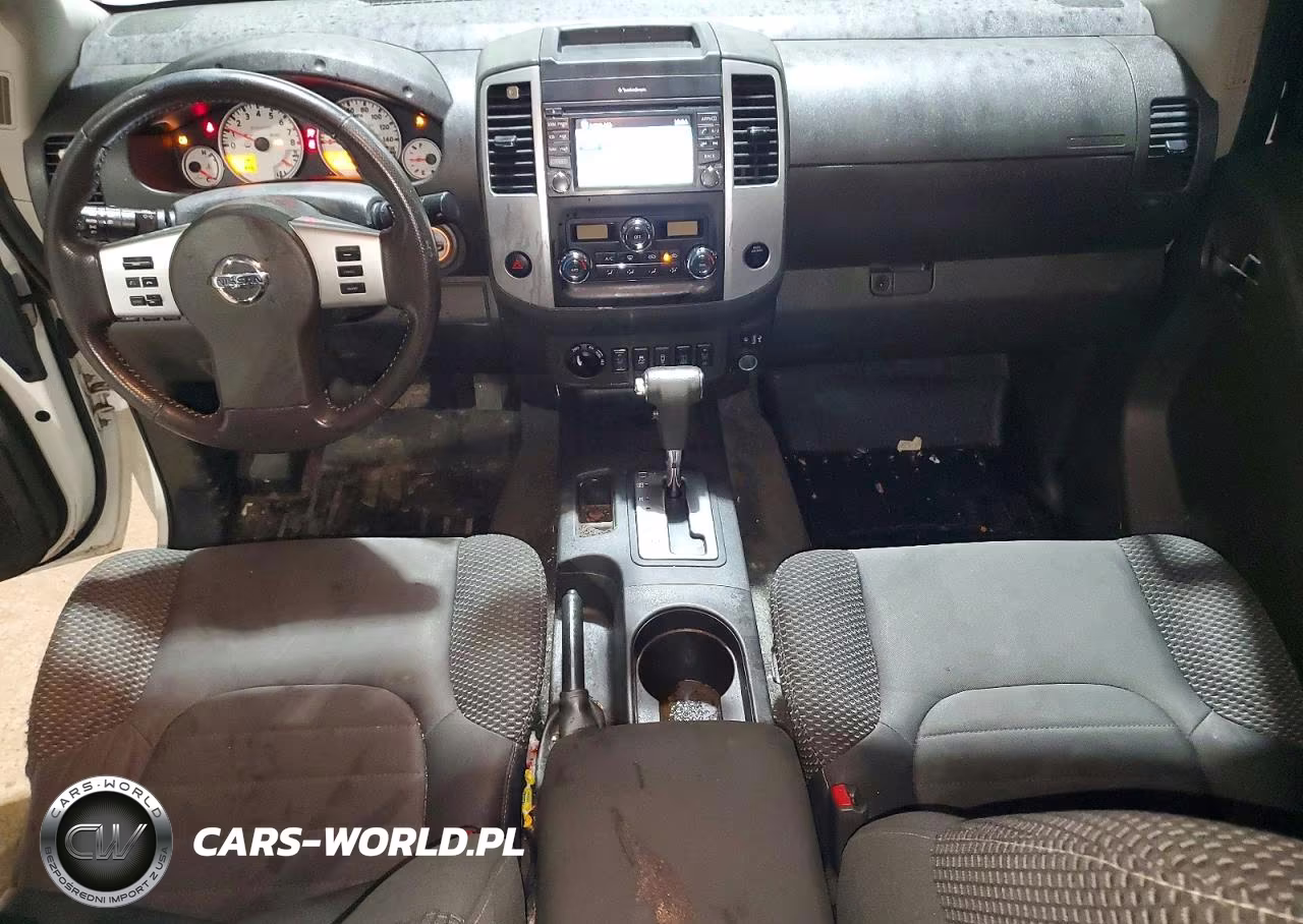 2018 Nissan Frontier Pro-4X VIN:1N6AD0EV0JN768933 - 8