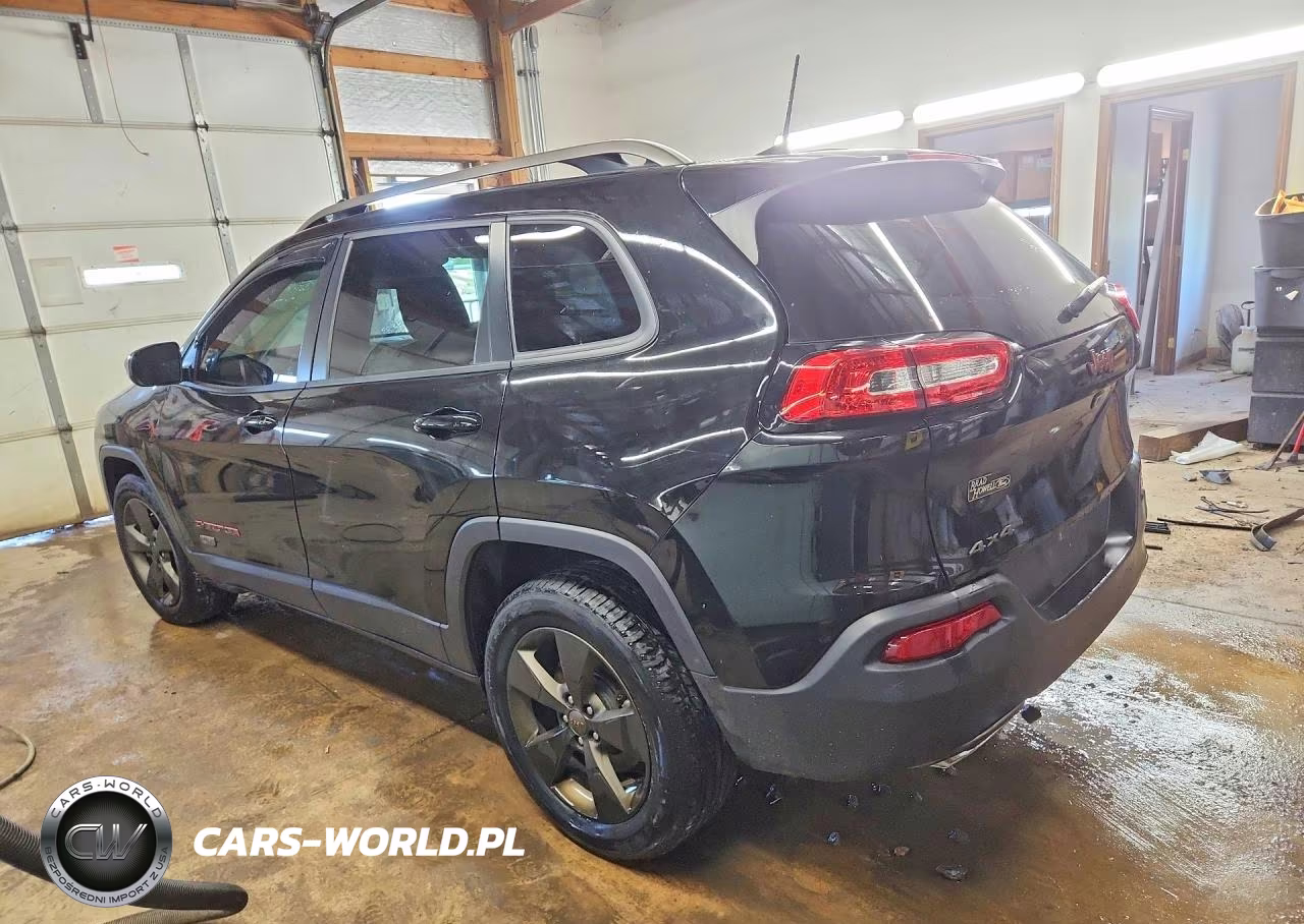 2017 Jeep Cherokee Latitude VIN:1C4PJMCS9HW530993 - 2