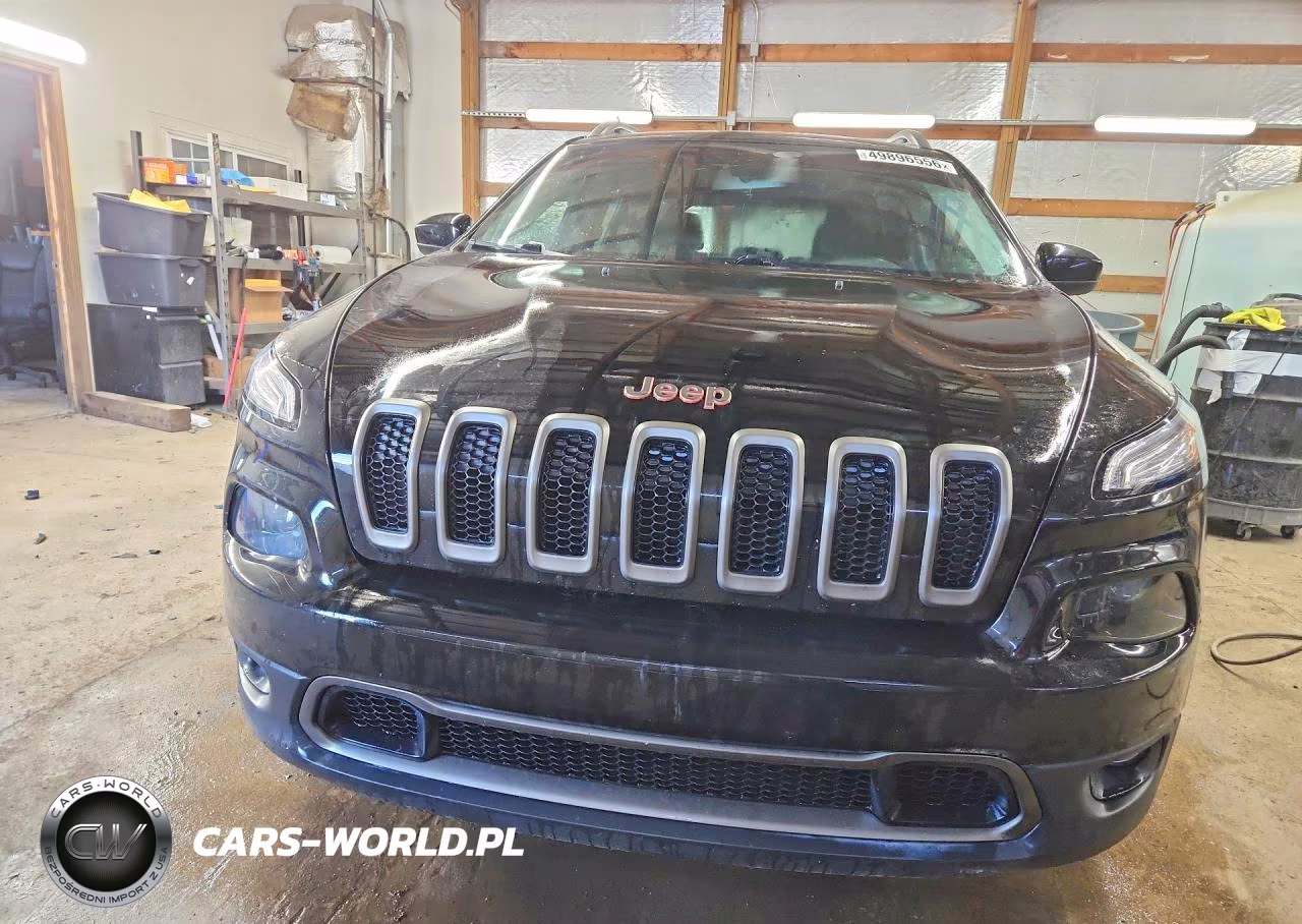 2017 Jeep Cherokee Latitude VIN:1C4PJMCS9HW530993 - 5