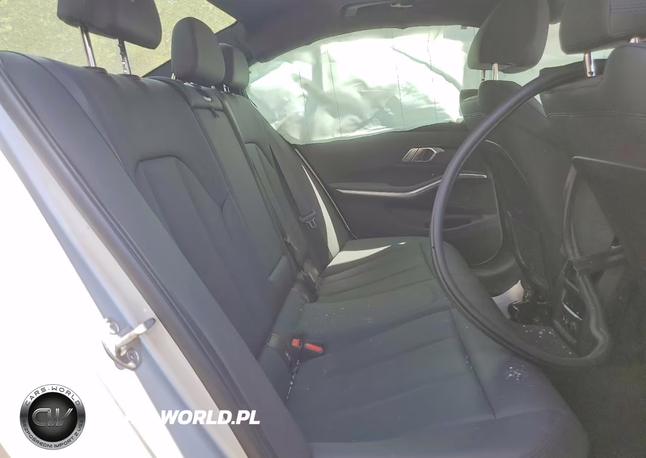 2019 BMW 330Xi VIN:WBA5R7C59KFH25009 - 10