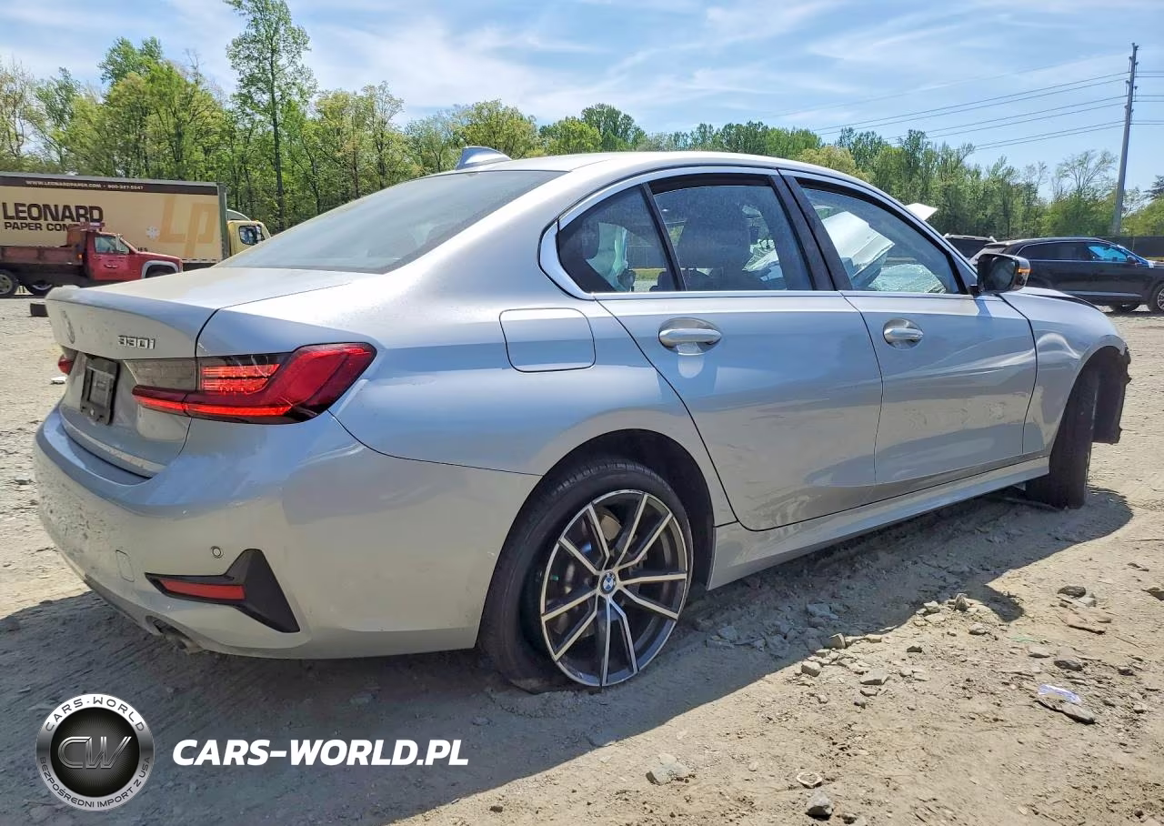 2019 BMW 330Xi VIN:WBA5R7C59KFH25009 - 3