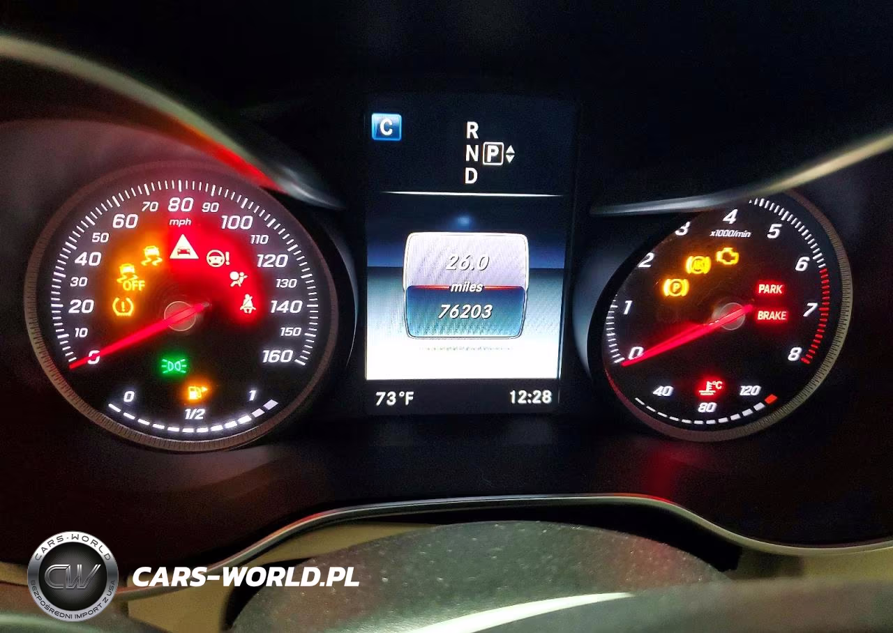 2015 Mercedes-Benz C 300 4Matic VIN:55SWF4KB0FU067091 - 9
