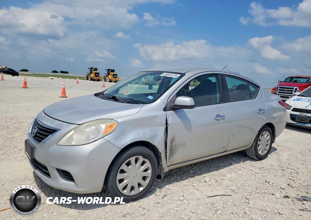 2012 Nissan Versa 1.6 S
