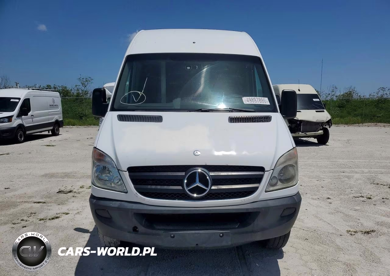 2012 Mercedes-Benz Sprinter 2500 VIN:WD3PE8CB3C5683096 - 5