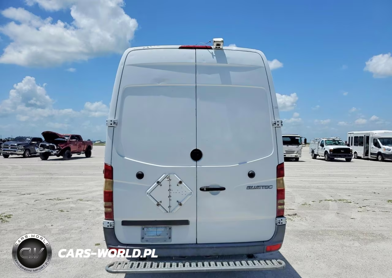 2012 Mercedes-Benz Sprinter 2500 VIN:WD3PE8CB3C5683096 - 6