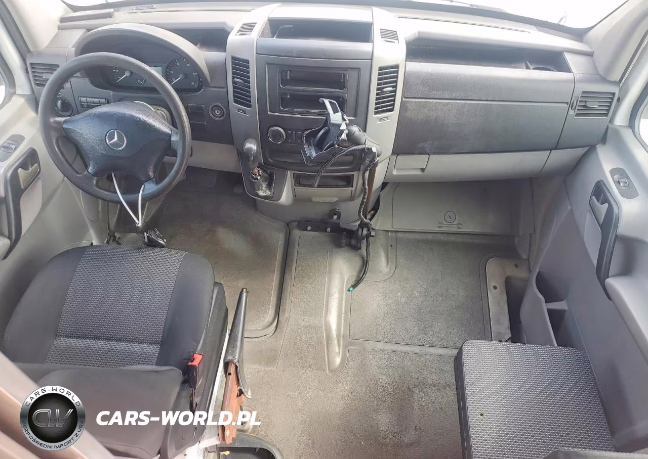 2012 Mercedes-Benz Sprinter 2500 VIN:WD3PE8CB3C5683096 - 8