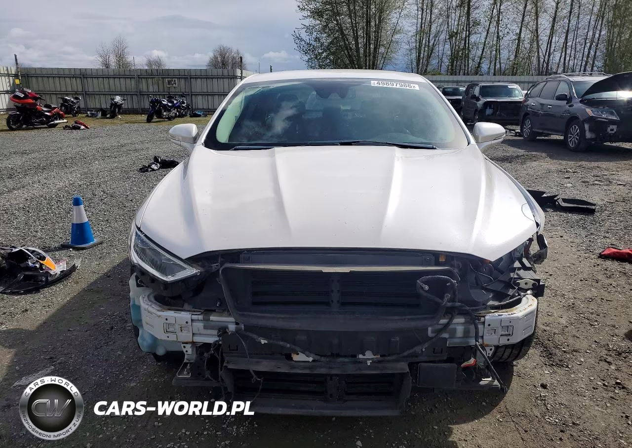 2019 Ford Fusion Titanium VIN:3FA6P0SU1KR258526 - 5