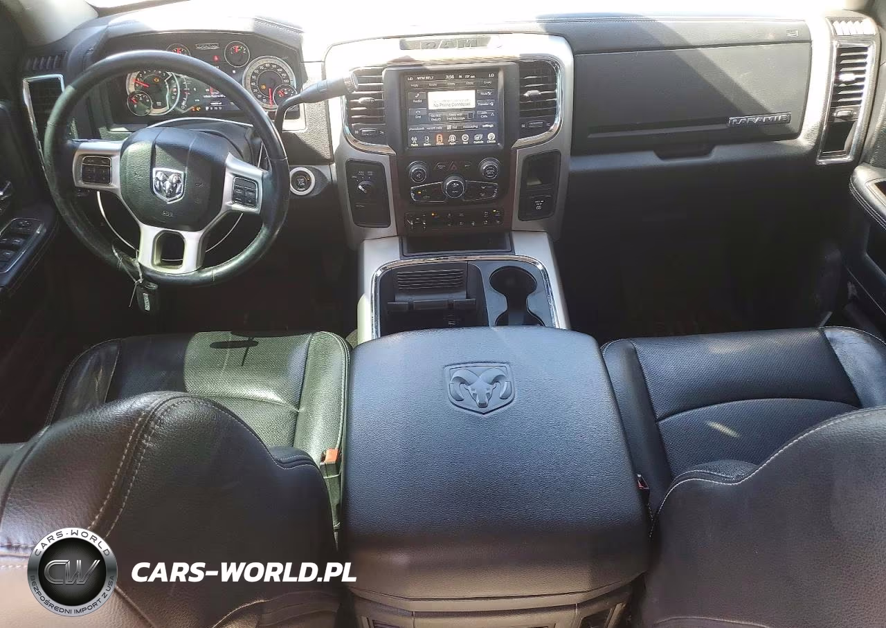 2016 Ram 2500 Laramie VIN:3C6UR5FJ0GG350584 - 8