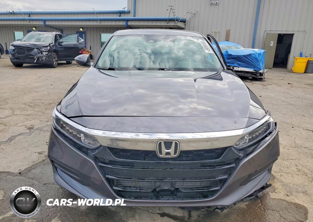 2018 Honda Accord Lx VIN:1HGCV1F1XJA006485 - 5