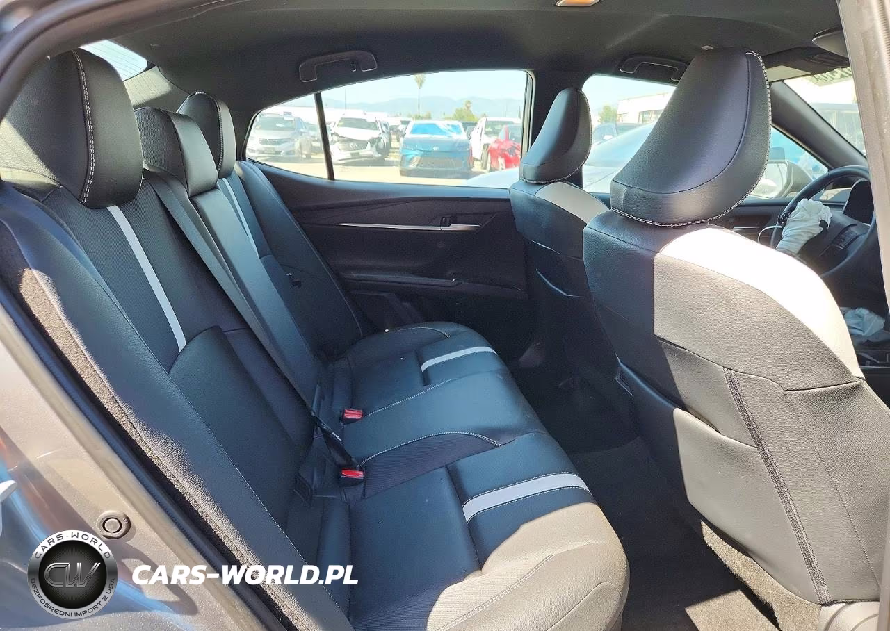 2025 Toyota Camry Se VIN:4T1DAACK5SU622375 - 10