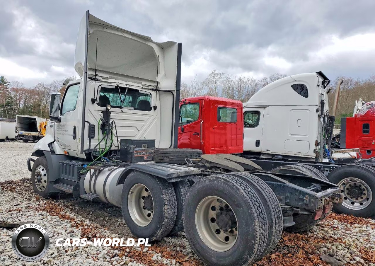 2023 International Rh613 Semi Truck VIN:3HSDWTZR2PN791885 - 3
