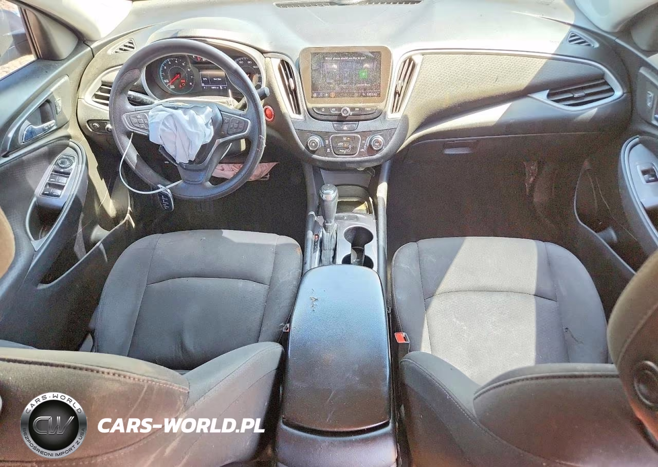 2019 Chevrolet Malibu Ls VIN:1G1ZB5ST3KF216519 - 8