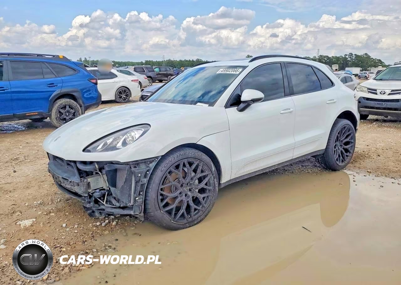 2018 Porsche Macan S