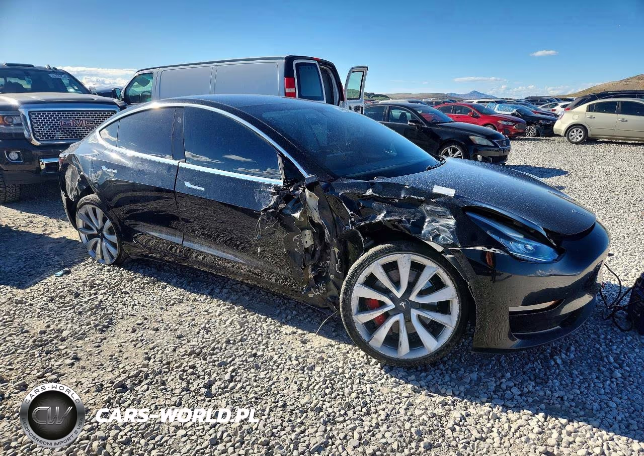 2019 Tesla Model 3 VIN:5YJ3E1EB3KF392944 - 4
