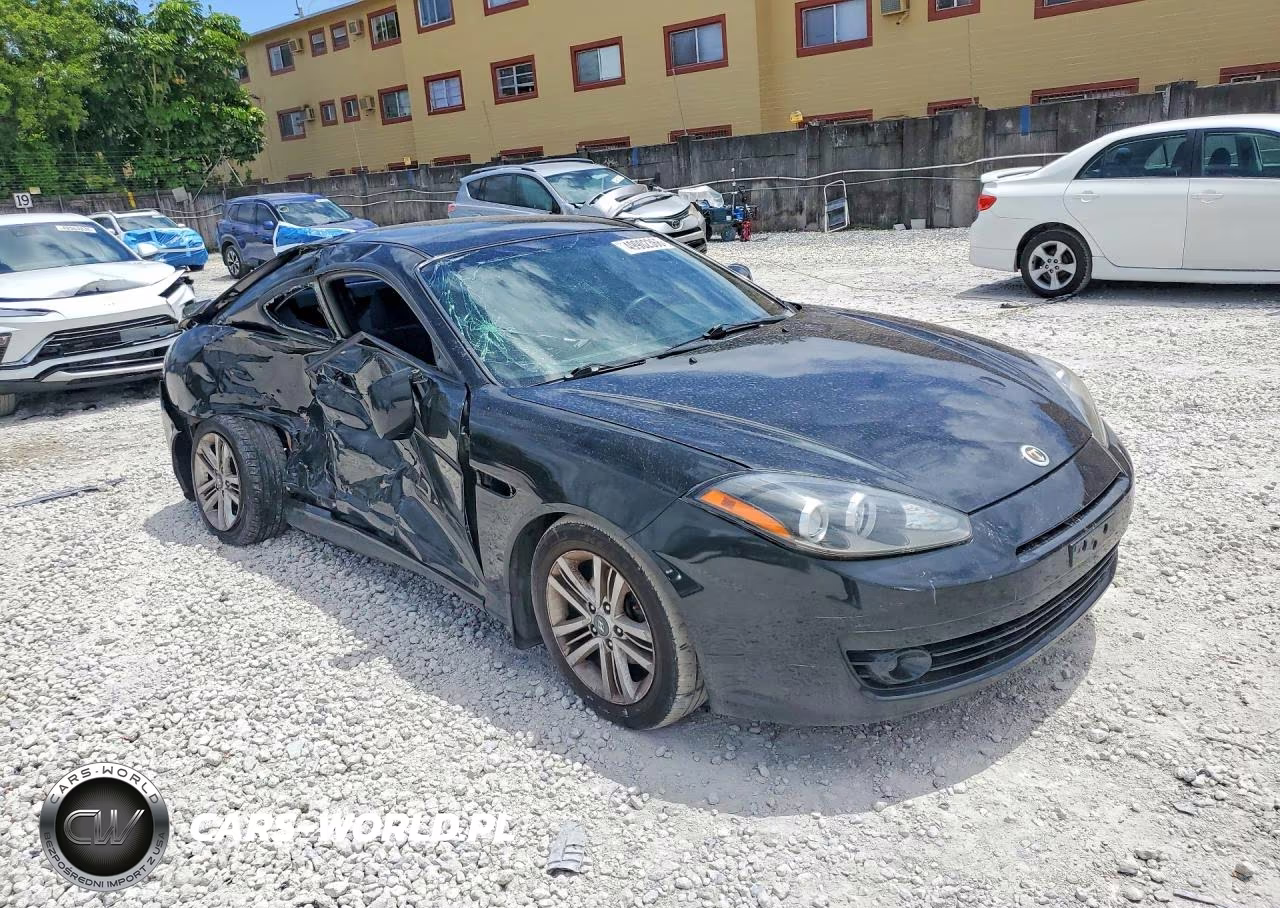 2008 Hyundai Tiburon Gs VIN:KMHHM66DX8U292082 - 4