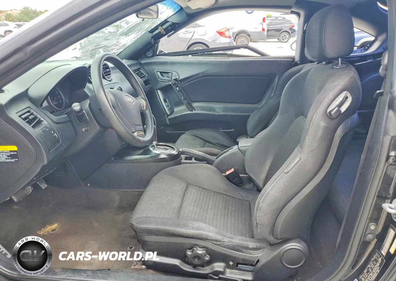 2008 Hyundai Tiburon Gs VIN:KMHHM66DX8U292082 - 7