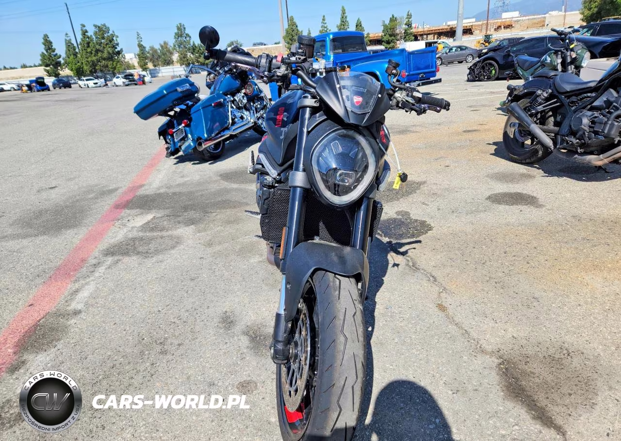2022 Ducati Monster VIN:ZDMMAMDT4NB005793 - 2