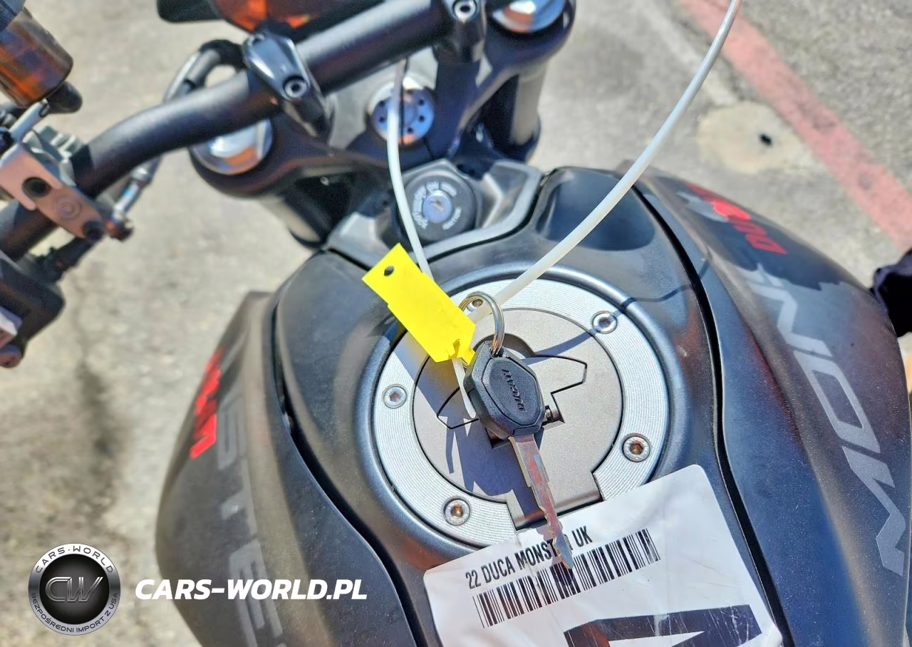 2022 Ducati Monster VIN:ZDMMAMDT4NB005793 - 8