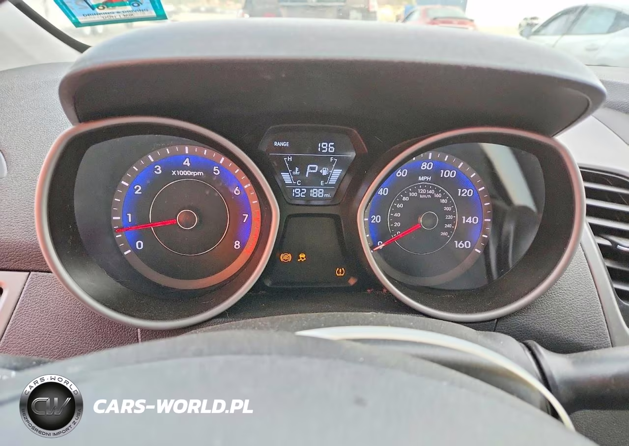 2015 Hyundai Elantra Limited VIN:KMHDH4AE7FU326368 - 9