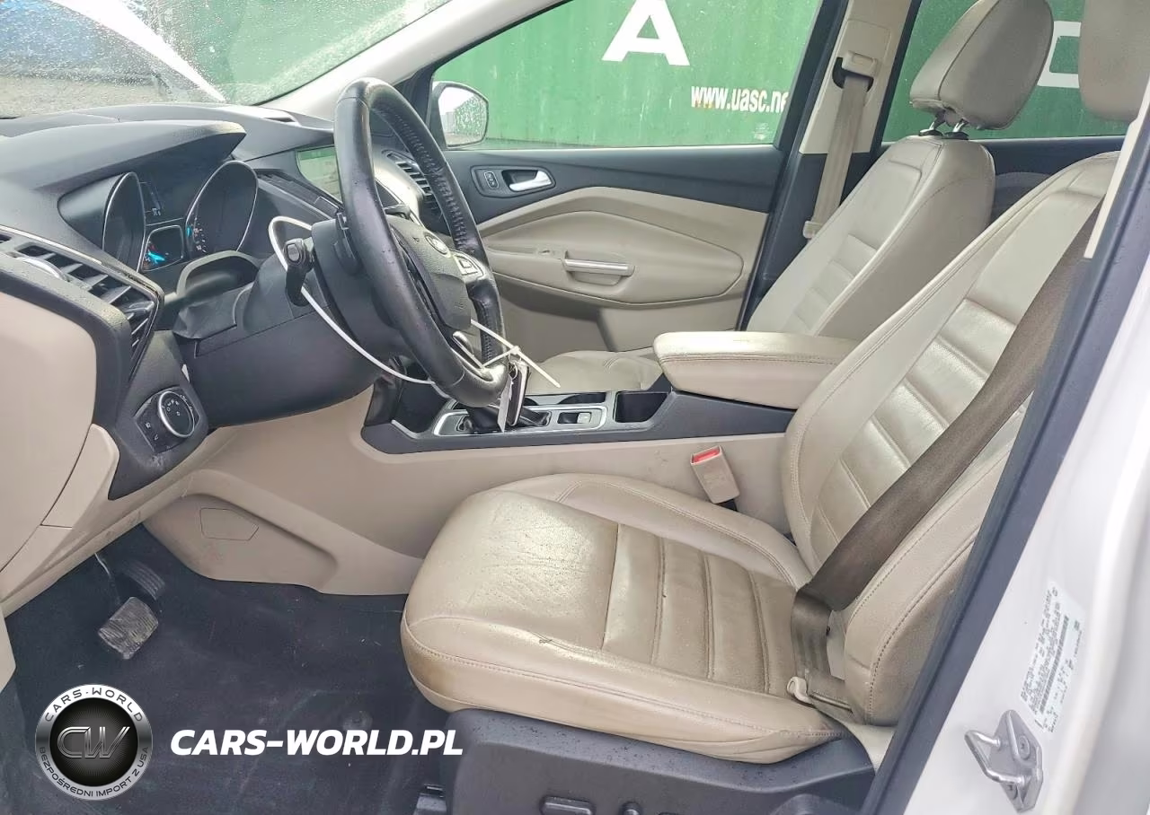 2017 Ford Escape Titanium VIN:1FMCU9J92HUB75644 - 7