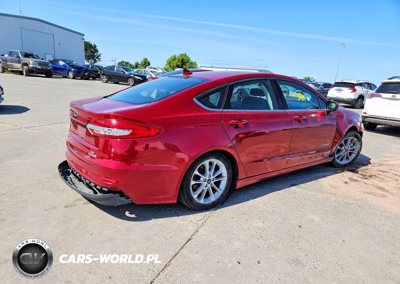 2019 Ford Fusion Se VIN:3FA6P0LU3KR222545 - 3