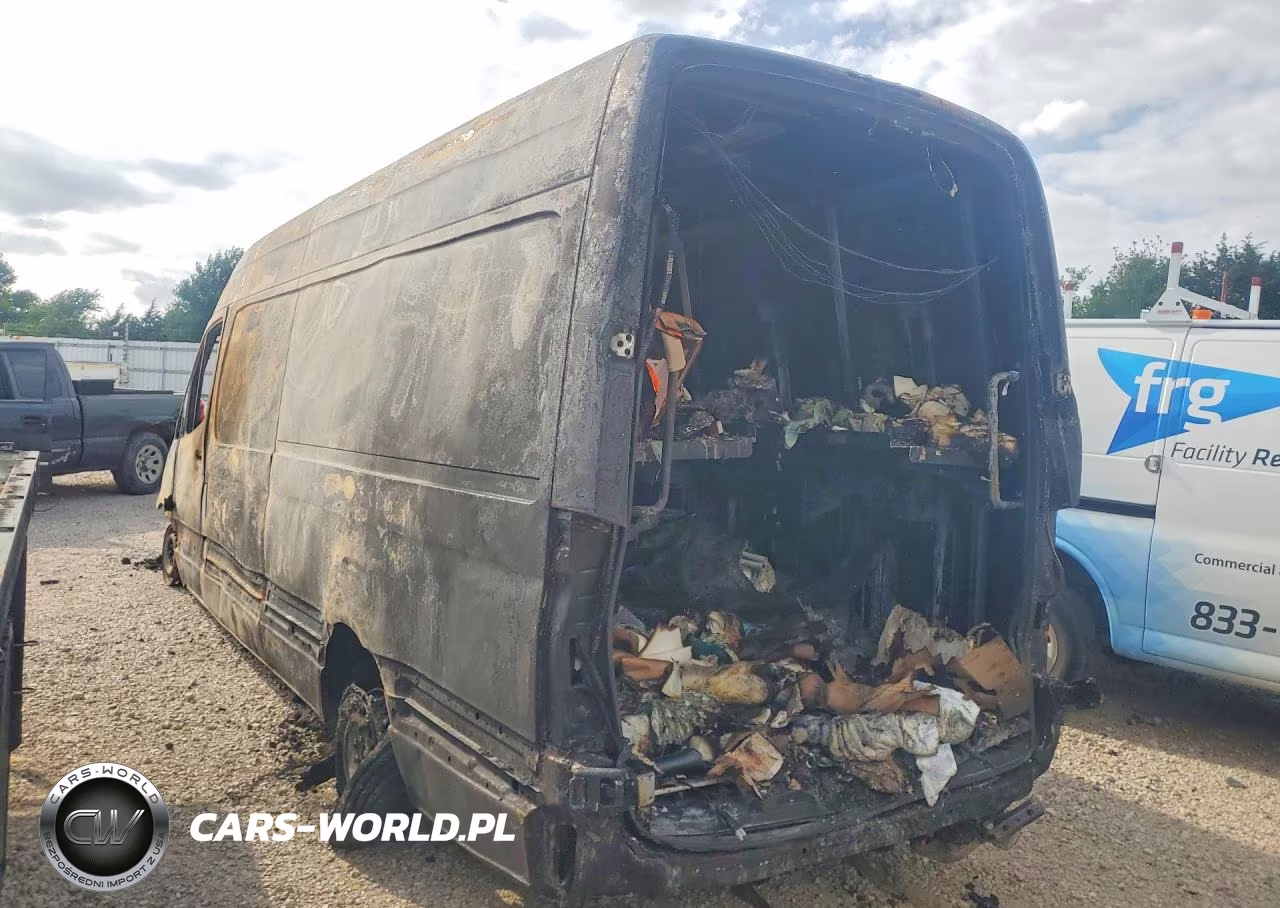 2019 Mercedes Benz Sprinter 2500 Delivery Van VIN:WD4PF1CD8KP122428 - 2
