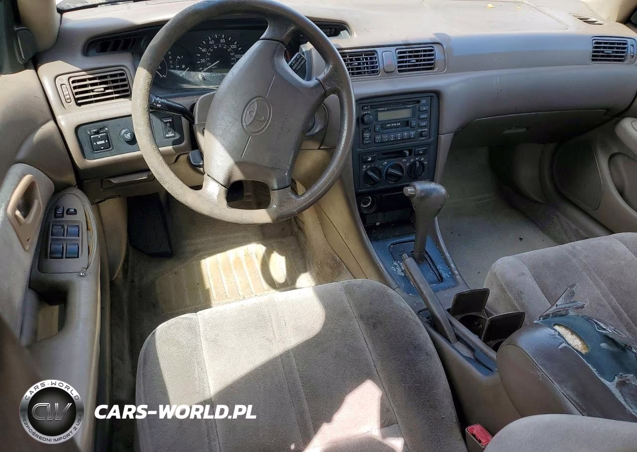1999 Toyota Camry Le VIN:4T1BG22K9XU864364 - 8