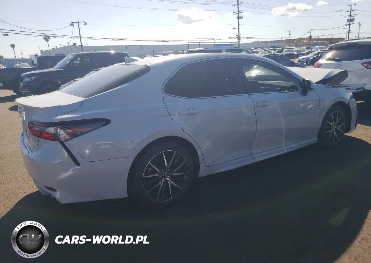 2023 Toyota Camry Se VIN:4T1T11AK1PU137768 - 3