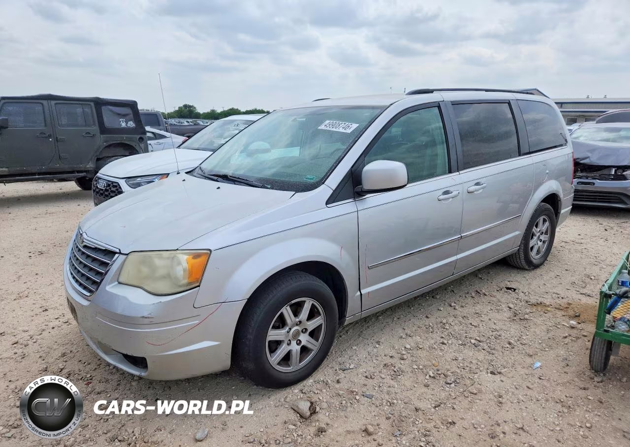 2010 Chrysler Town & Country Touring