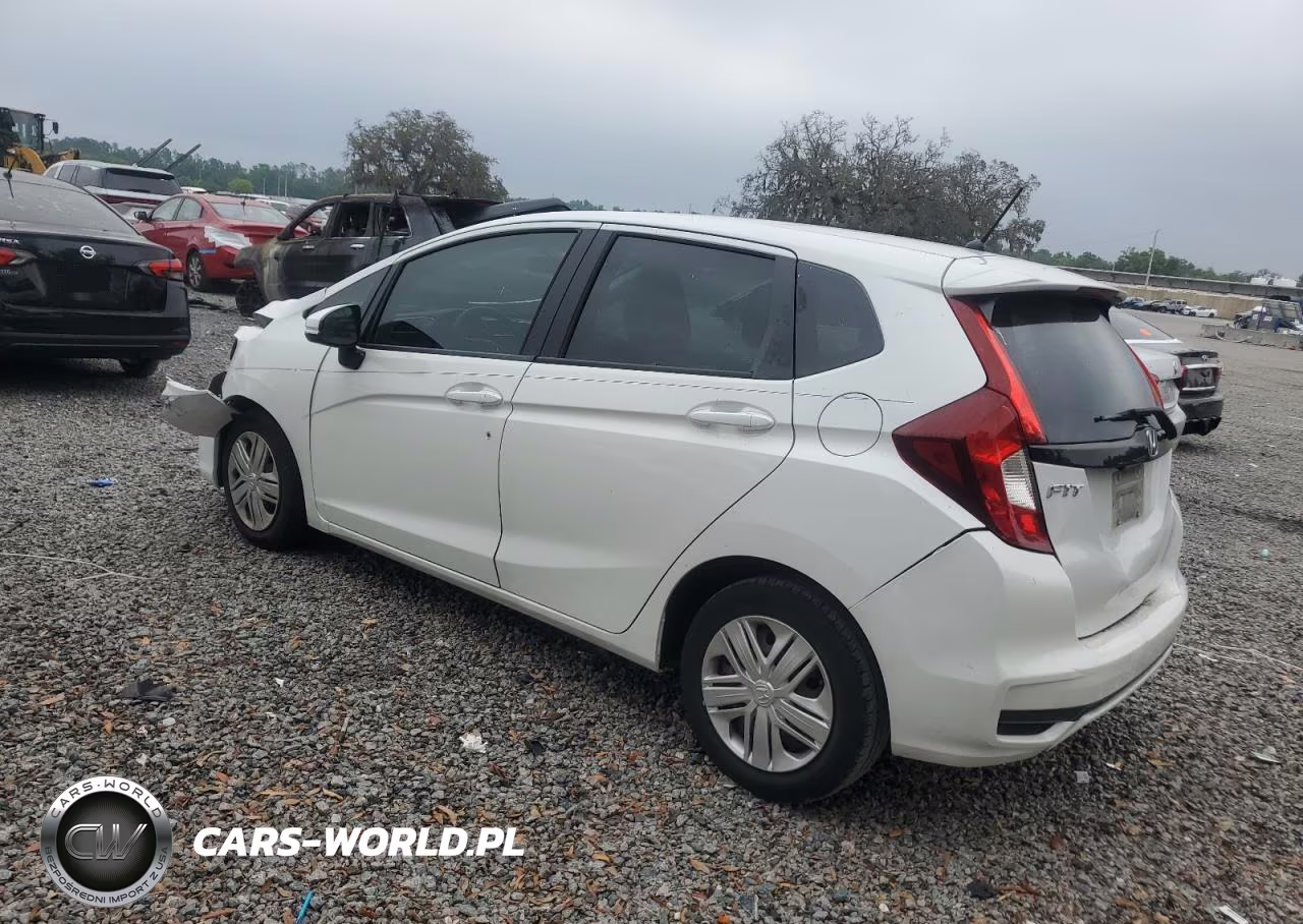 2019 Honda Fit Lx VIN:3HGGK5H47KM747576 - 2