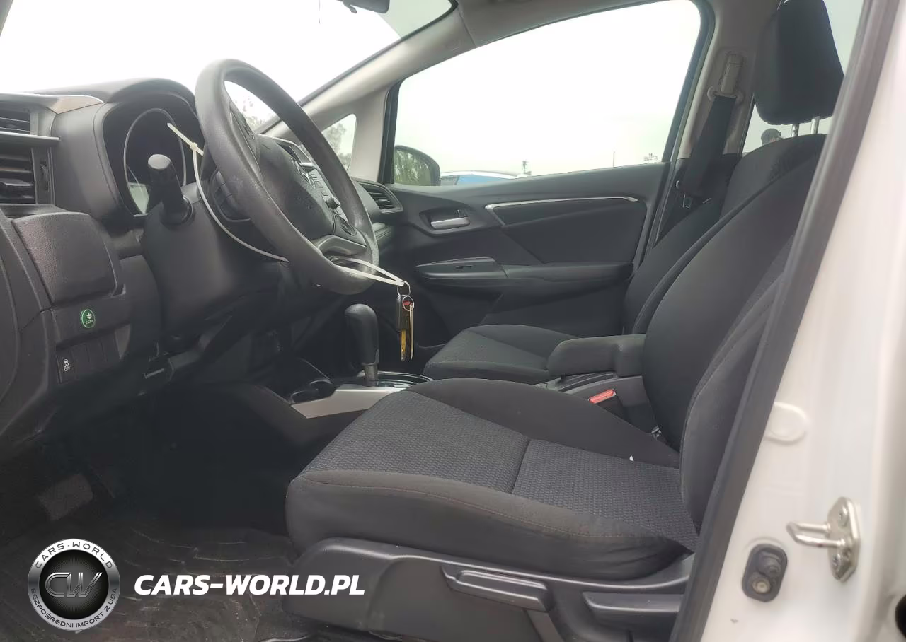 2019 Honda Fit Lx VIN:3HGGK5H47KM747576 - 7