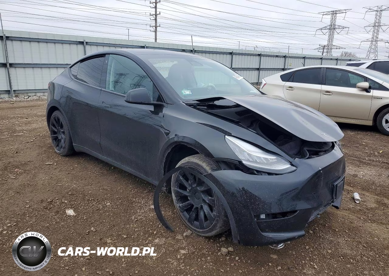2020 Tesla Model Y VIN:5YJYGDEE3LF045854 - 4