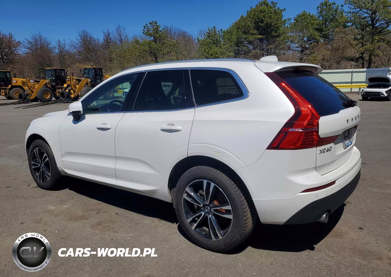 2020 Volvo Xc60 T5 Momentum VIN:YV4102RK3L1416883 - 2