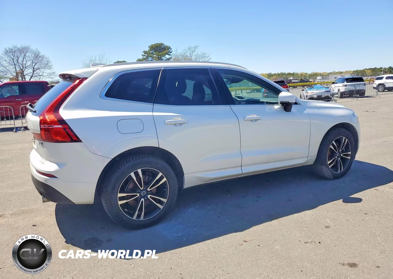 2020 Volvo Xc60 T5 Momentum VIN:YV4102RK3L1416883 - 3