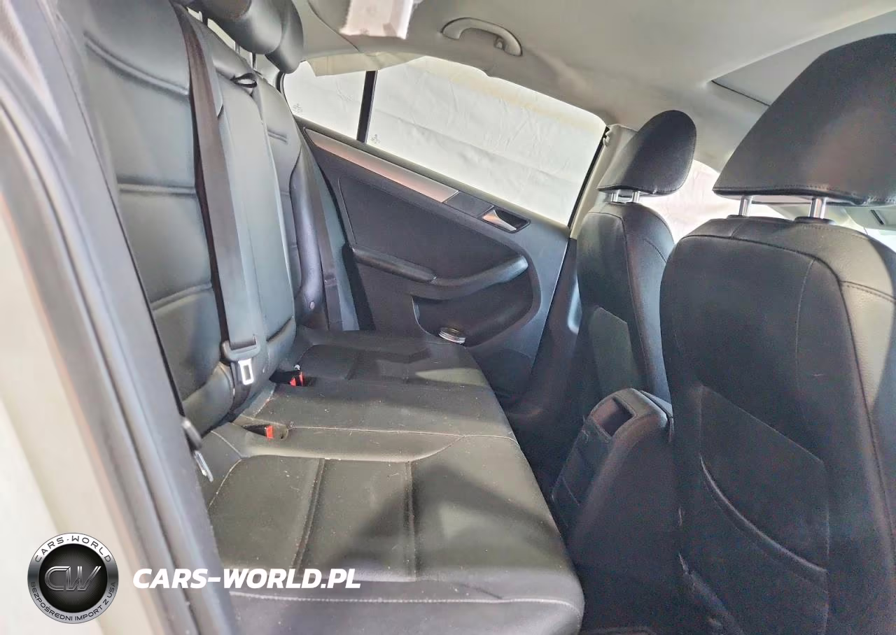 2018 Volkswagen Jetta Se VIN:3VWDB7AJ6JM246977 - 10