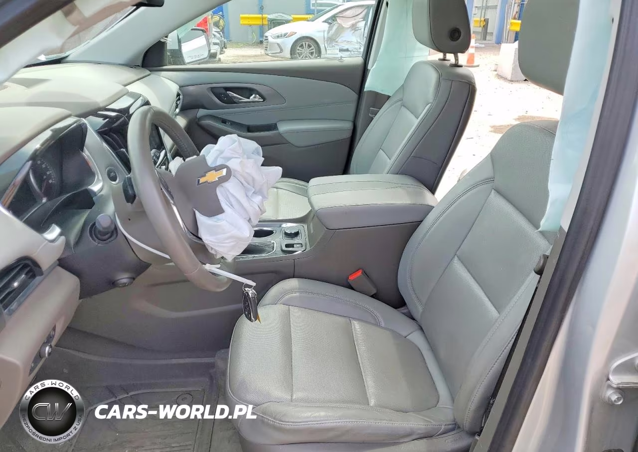 2018 Chevrolet Traverse Premier VIN:1GNERKKW8JJ115389 - 7